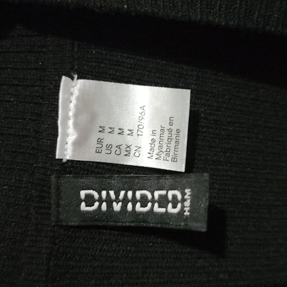 H&M Ribbed Cropped Turtle Neck - Picture 3 of 3